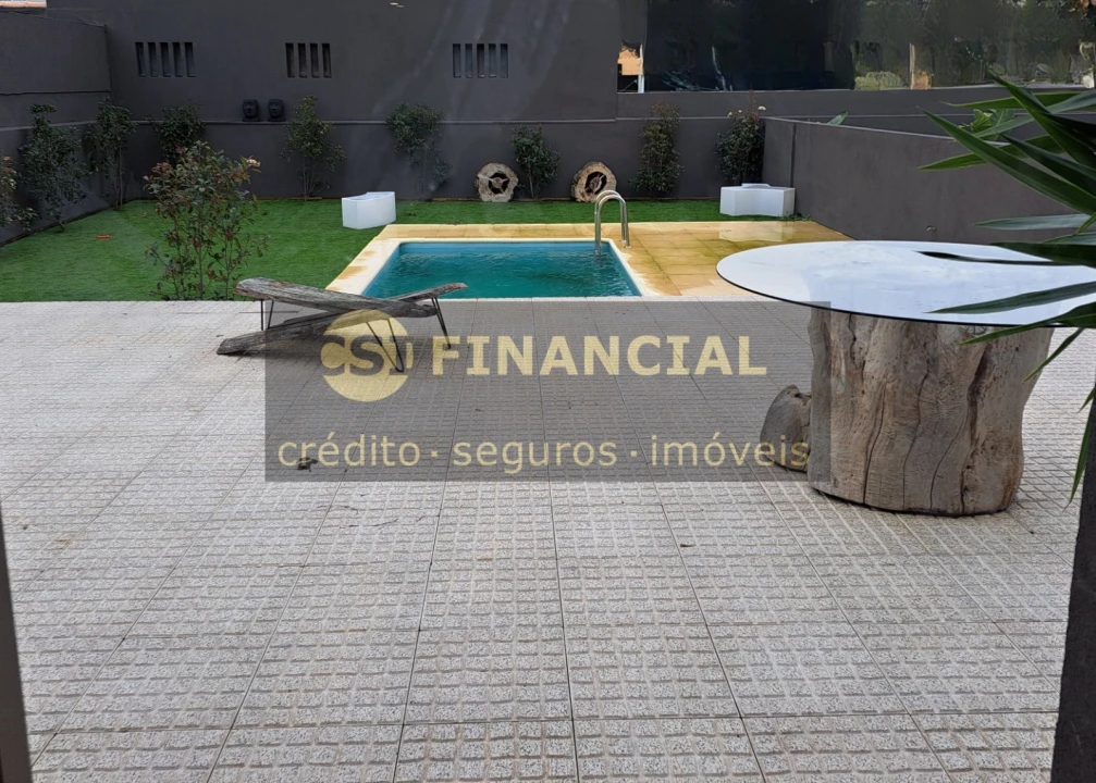 Moradia T4 para Venda em Esmoriz Foto 30