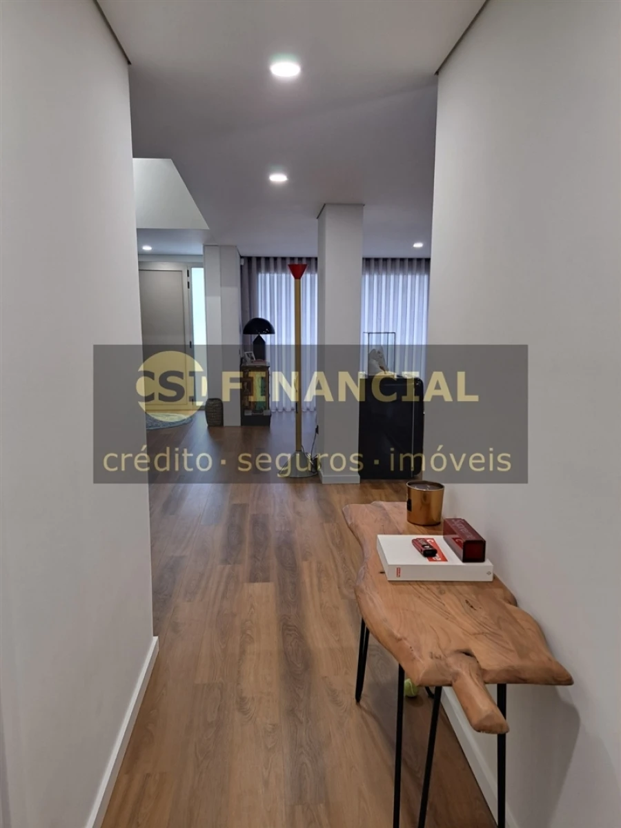 Moradia T4 para Venda em Esmoriz Foto 26