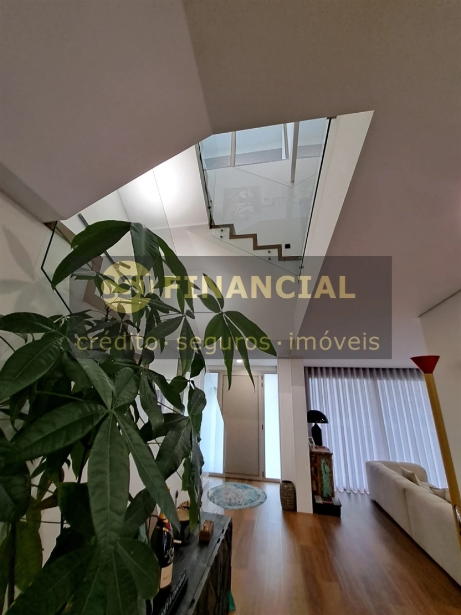 Moradia T4 para Venda em Esmoriz Foto 4