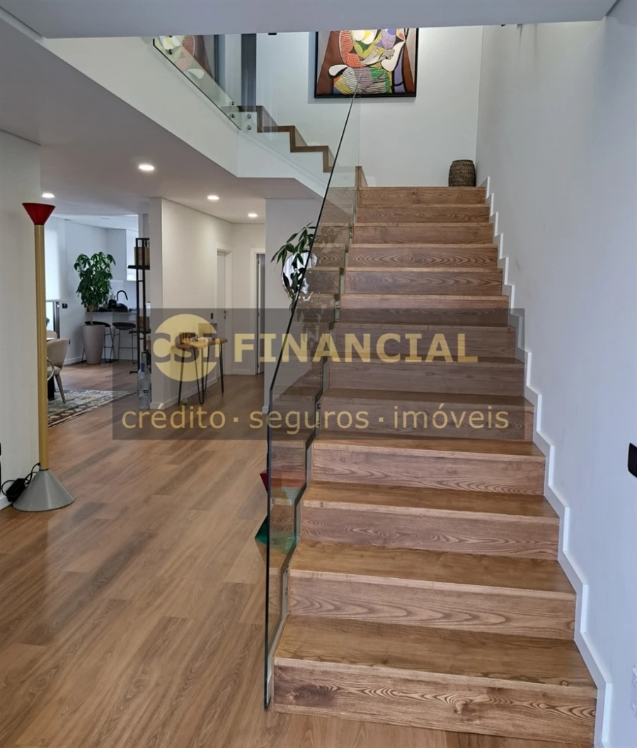 Moradia T4 para Venda em Esmoriz Foto 37