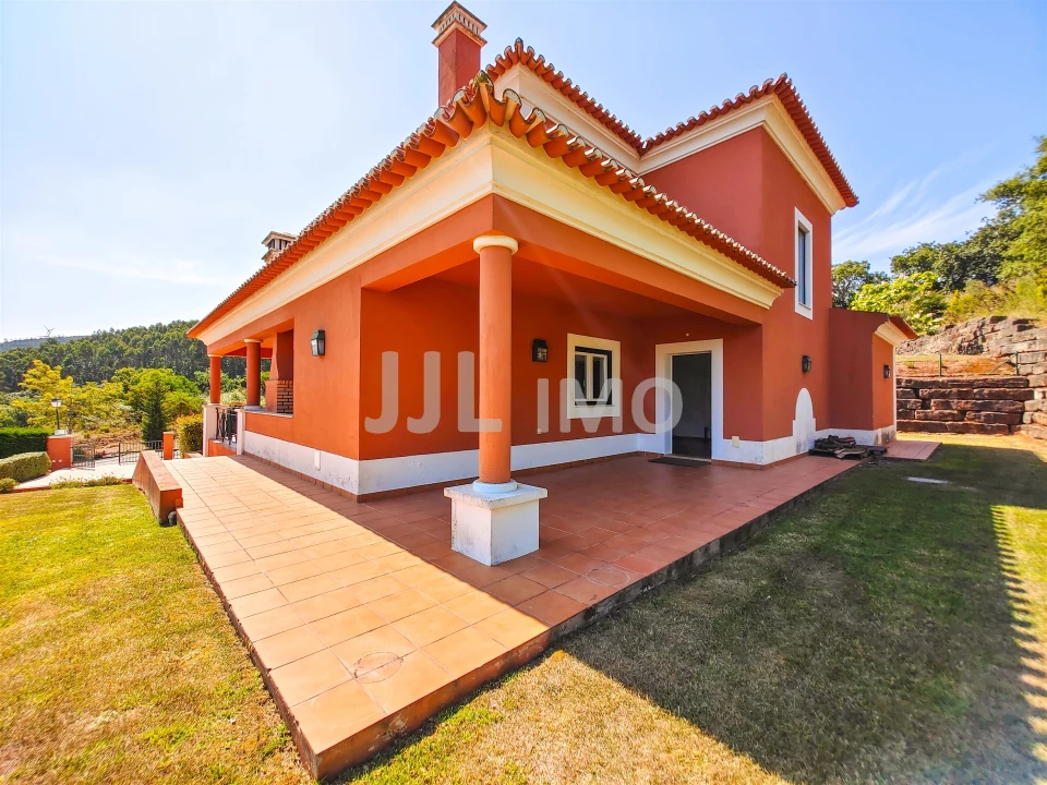 Moradia T4 para Arrendamento em Turcifal Foto 29