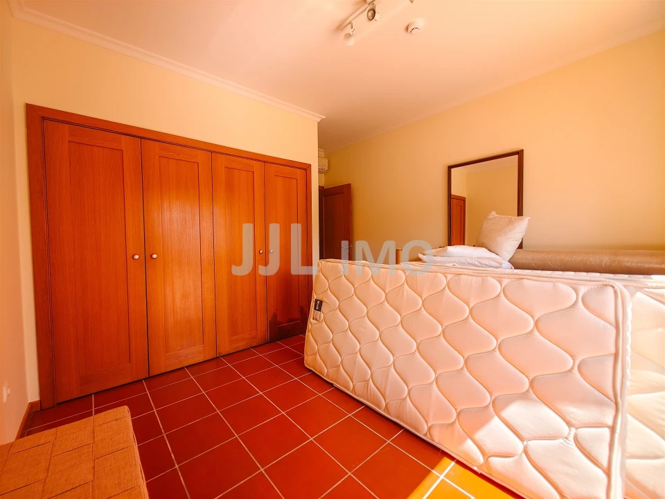 Moradia T4 para Arrendamento em Turcifal Foto 10