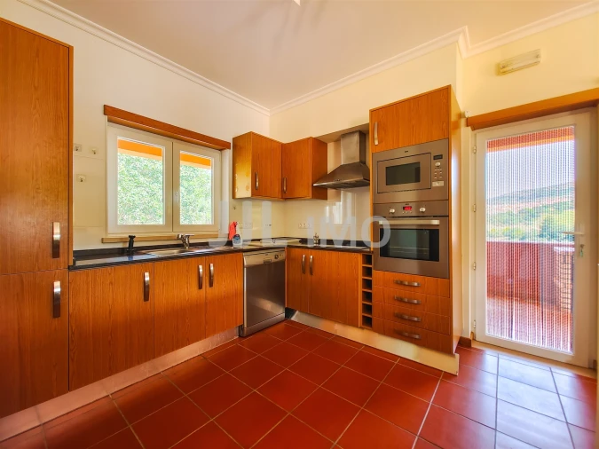 Moradia T4 para Arrendamento em Turcifal Foto 8