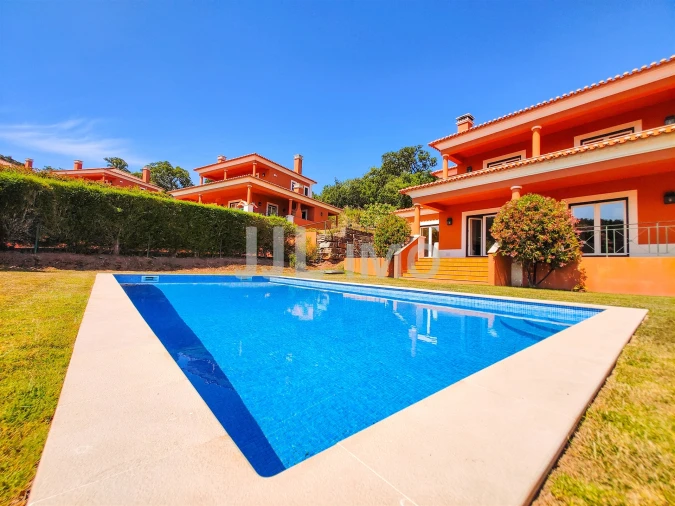 Moradia T4 para Arrendamento em Turcifal Foto 34