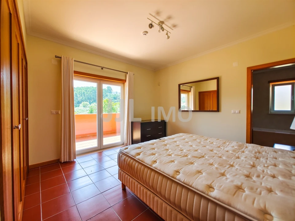 Moradia T4 para Arrendamento em Turcifal Foto 22