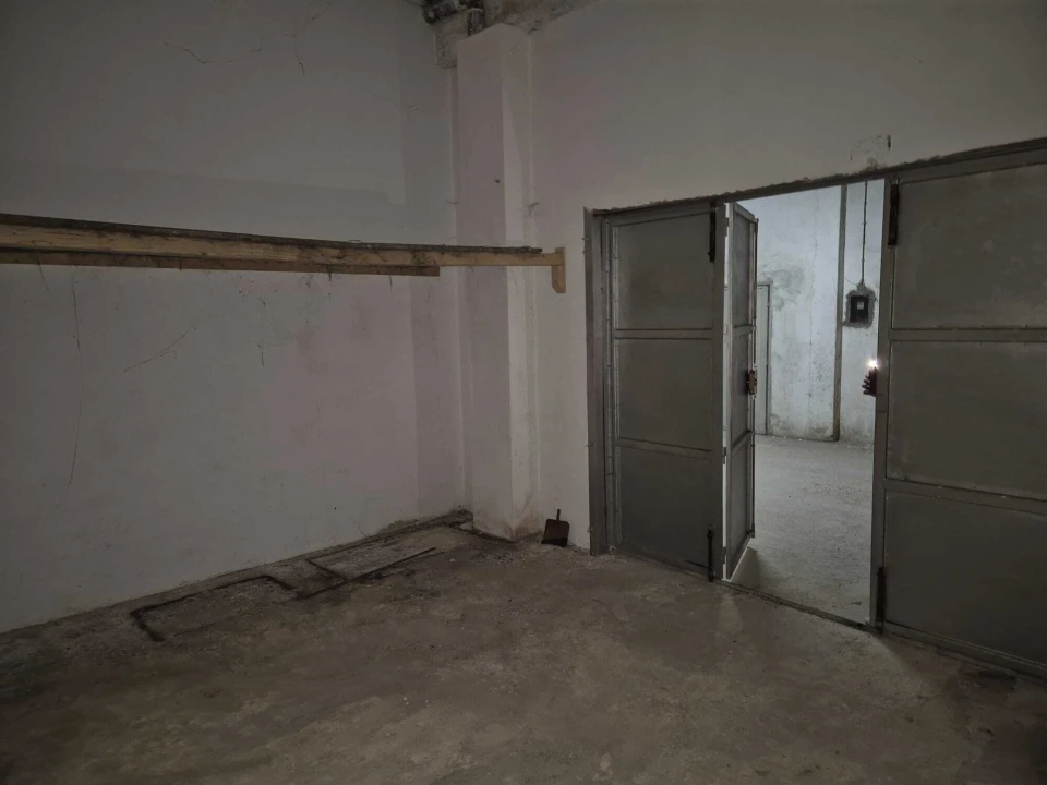 Garagem para Venda em Malveira e São Miguel de Alcainça Foto 2