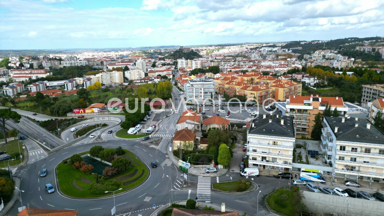 Prédio para Venda em Leiria, Pousos, Barreira e Cortes Foto 6