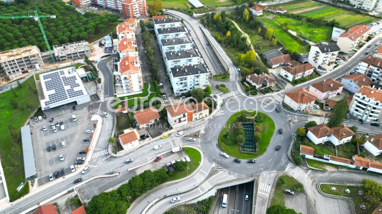 Prédio para Venda em Leiria, Pousos, Barreira e Cortes Foto 7
