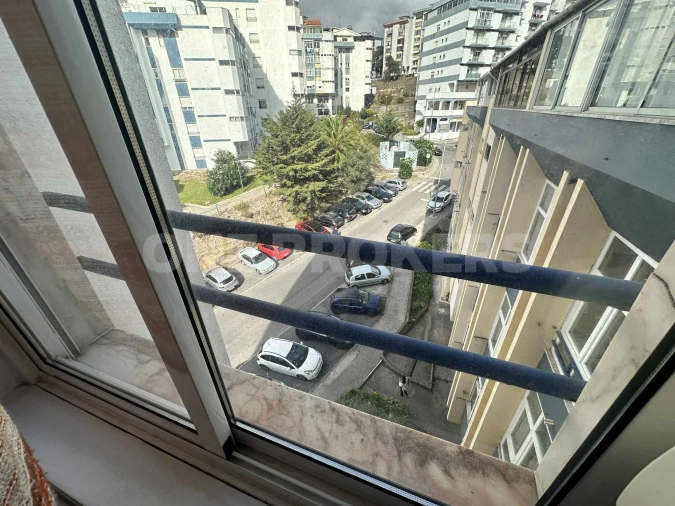 Apartamento T3 para Venda em Rio de Mouro Foto 18