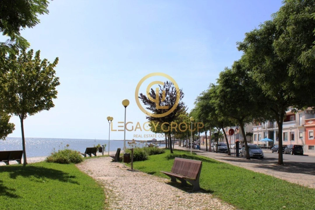 Apartamento T2 para Venda em Vila Real de Santo Antonio Foto 7