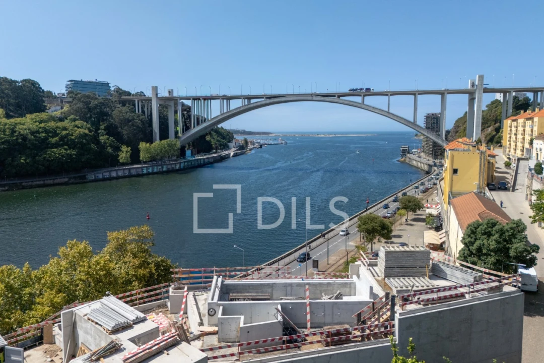 Apartamento T3 para Venda em Lordelo do Ouro e Massarelos Foto 24