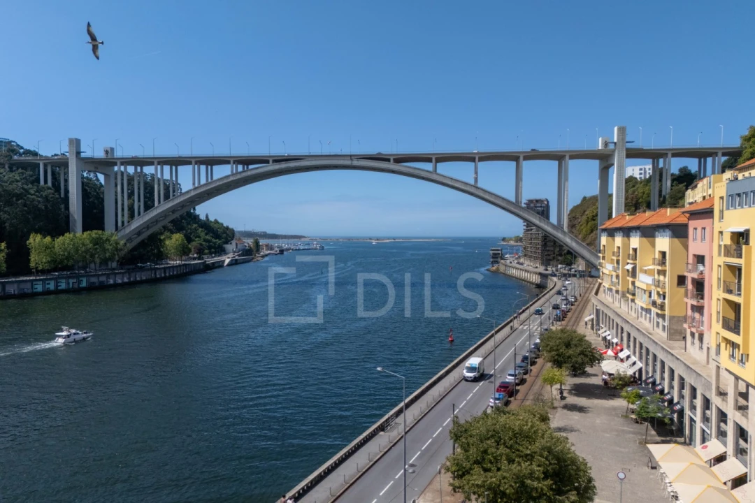 Apartamento T3 para Venda em Lordelo do Ouro e Massarelos Foto 27