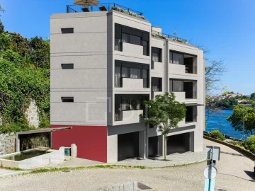 Apartamento T3 para Venda em Lordelo do Ouro e Massarelos