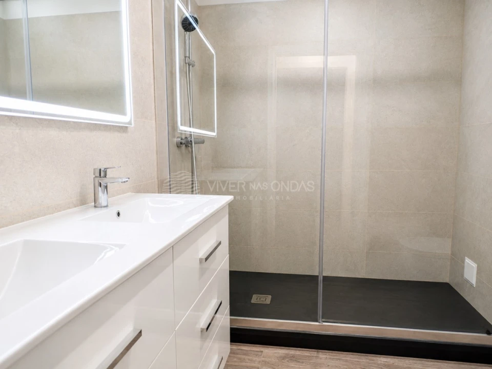Apartamento T2 para Venda em Sesimbra (Castelo) Foto 13