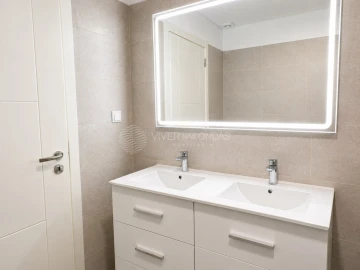 Apartamento T2 para Venda em Sesimbra (Castelo)