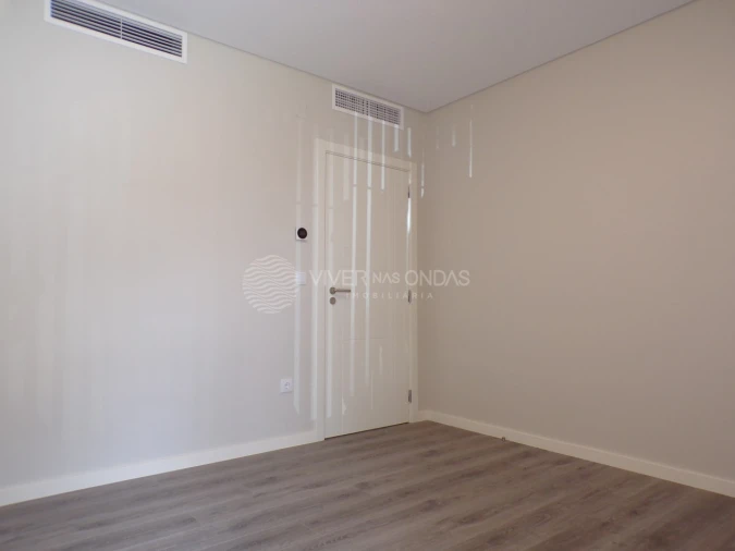 Apartamento T2 para Venda em Sesimbra (Castelo) Foto 11