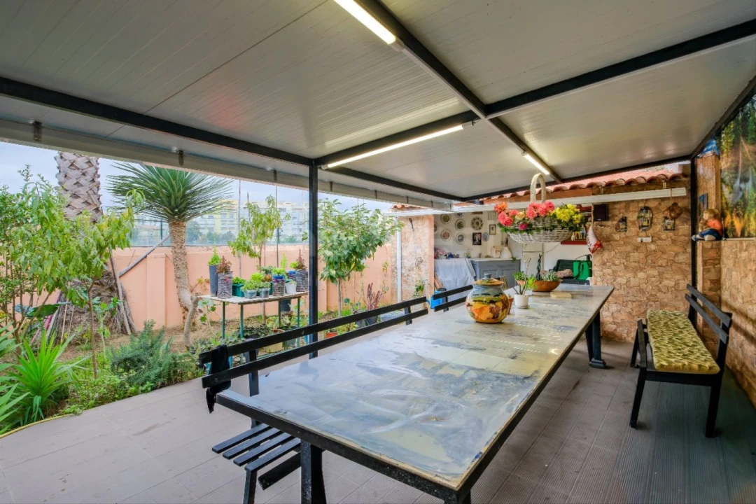 Moradia T4 para Venda em Algés, Linda-A-Velha e Cruz Quebrada-Dafundo Foto 7