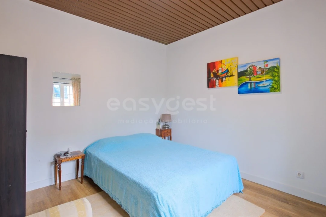 Moradia T4 para Venda em Algés, Linda-A-Velha e Cruz Quebrada-Dafundo Foto 12