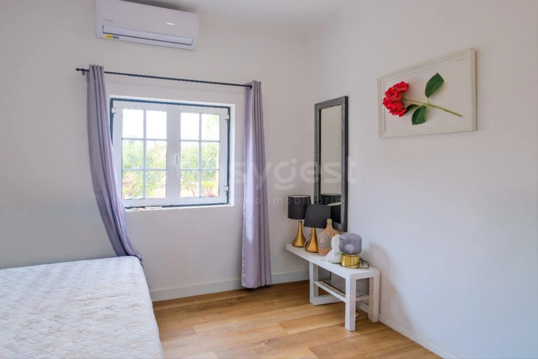 Moradia T4 para Venda em Algés, Linda-A-Velha e Cruz Quebrada-Dafundo Foto 17