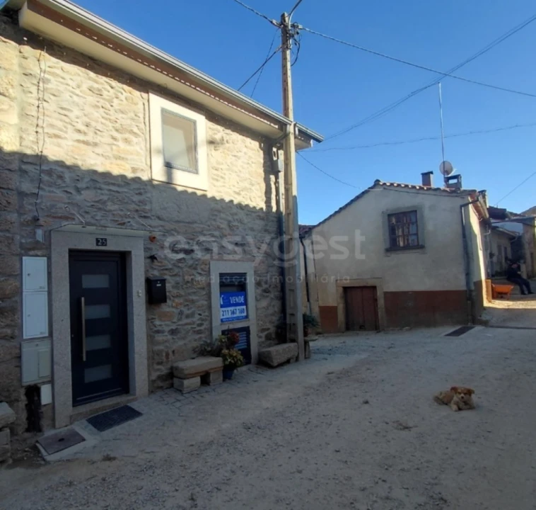 Moradia T2 para Venda em Bemposta Foto 3