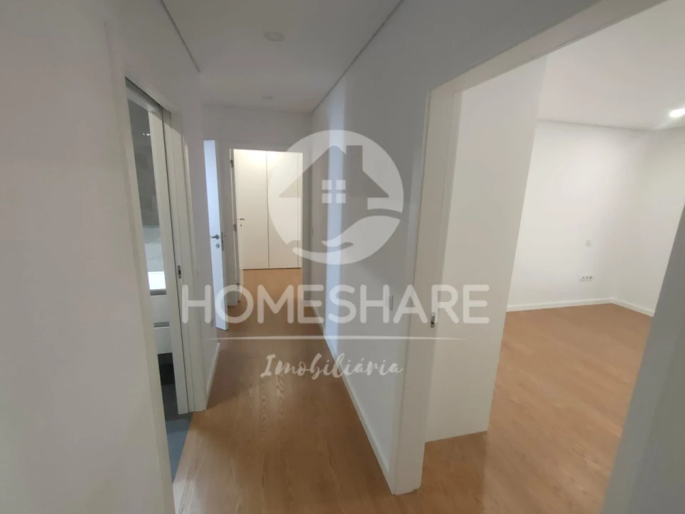 Moradia T3 para Venda em Campo e Sobrado Foto 10