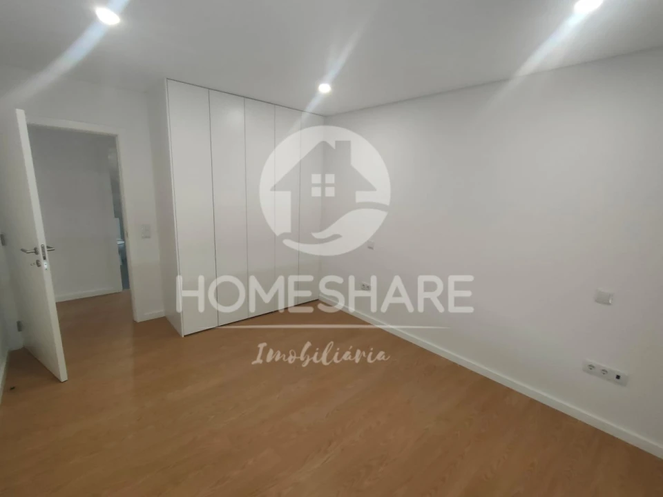 Moradia T3 para Venda em Campo e Sobrado Foto 20