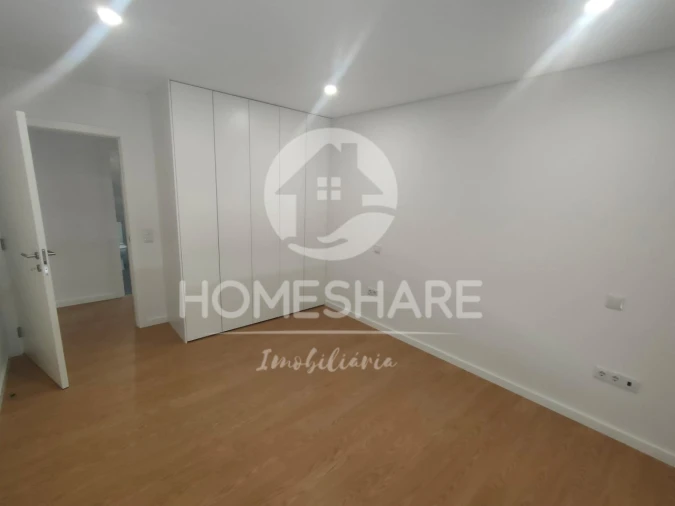 Moradia T3 para Venda em Campo e Sobrado Foto 20