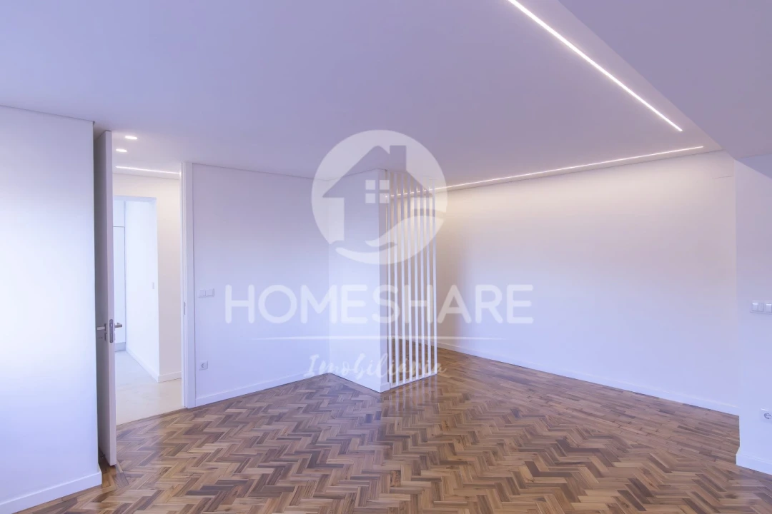 Apartamento T4 para Venda em Cedofeita, Santo Ildefonso, Sé, Miragaia, São Nicolau e Vitória Foto 12