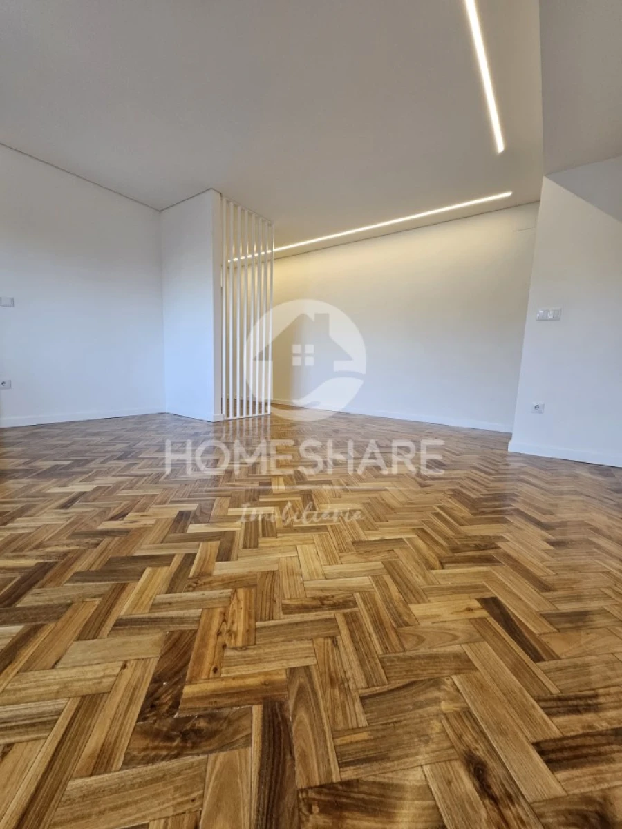 Apartamento T4 para Venda em Cedofeita, Santo Ildefonso, Sé, Miragaia, São Nicolau e Vitória Foto 5