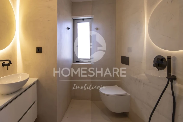 Apartamento T4 para Venda em Cedofeita, Santo Ildefonso, Sé, Miragaia, São Nicolau e Vitória Foto 22
