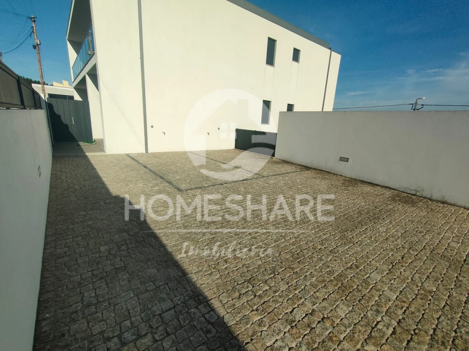 Moradia T3 para Venda em Campo e Sobrado Foto 28