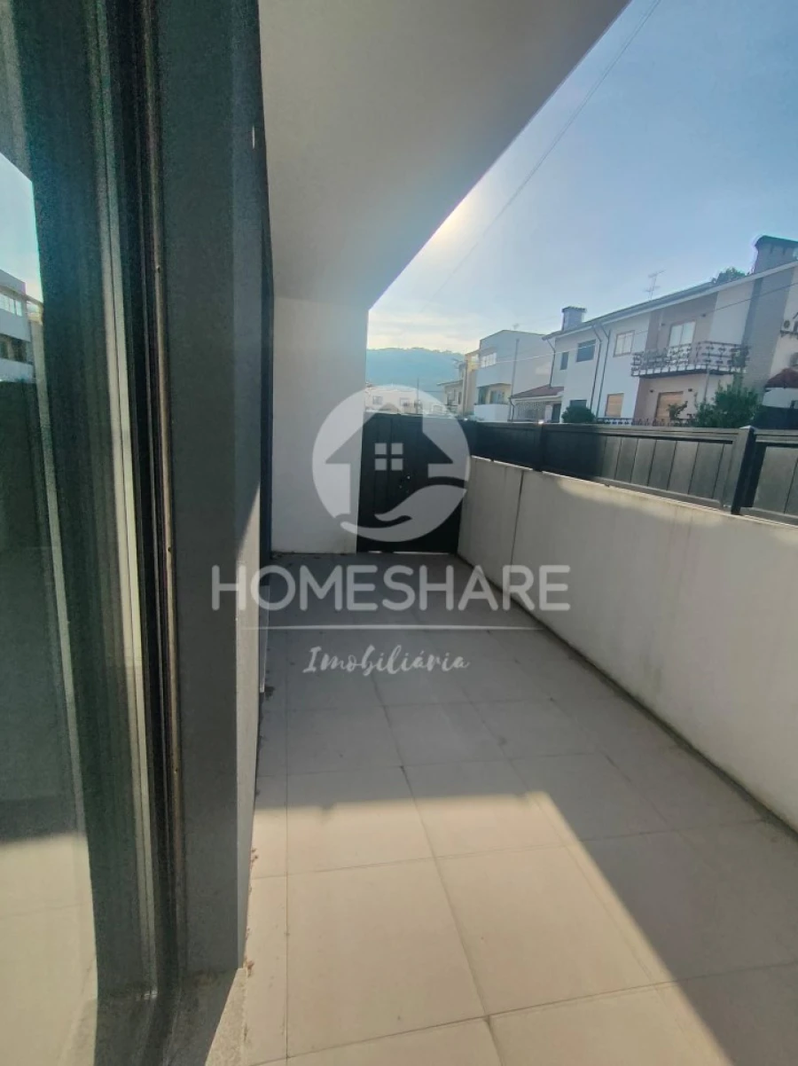 Moradia T3 para Venda em Campo e Sobrado Foto 19