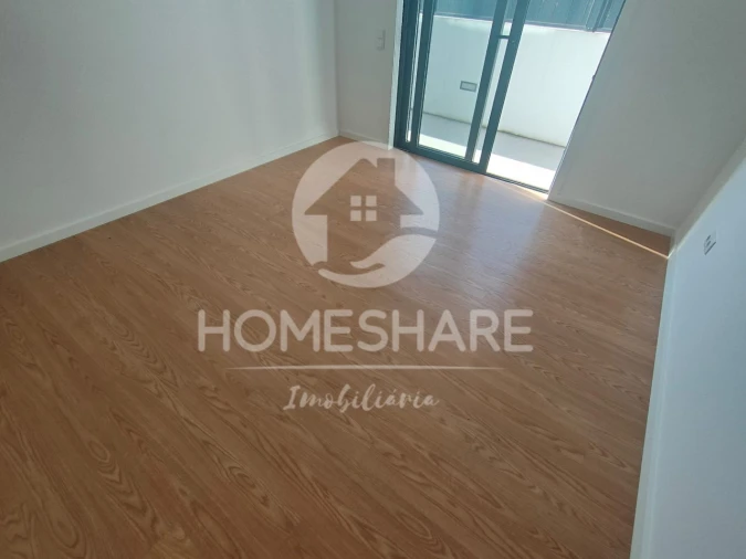 Moradia T3 para Venda em Campo e Sobrado Foto 20