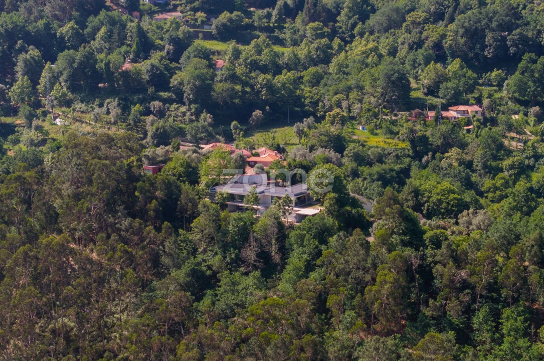 Moradia T4 para Venda em Ventosa e Cova Foto 46