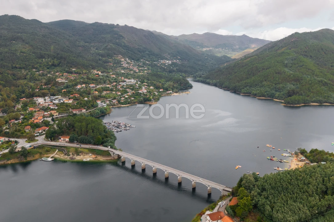 Moradia T4 para Venda em Ventosa e Cova Foto 42