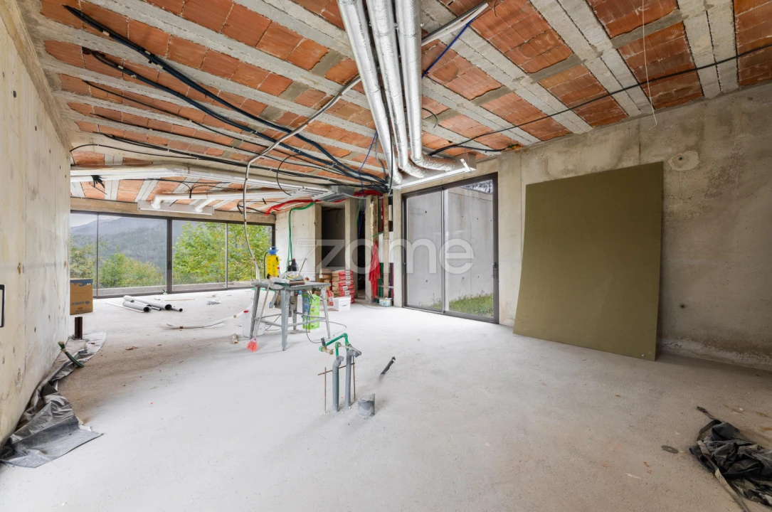 Moradia T4 para Venda em Ventosa e Cova Foto 13