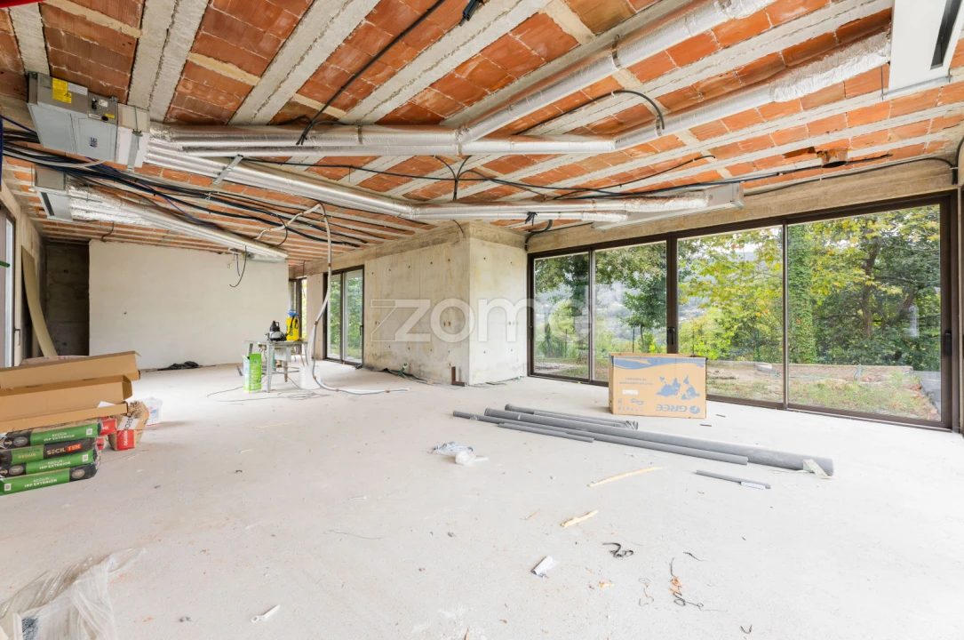 Moradia T4 para Venda em Ventosa e Cova Foto 5