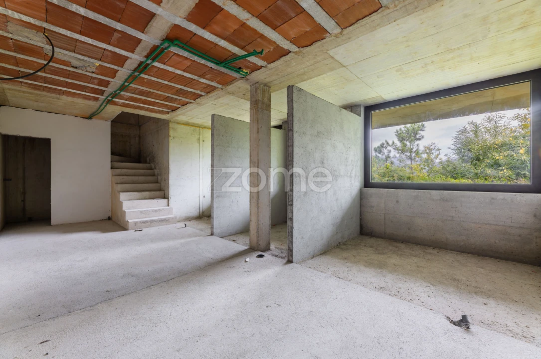 Moradia T4 para Venda em Ventosa e Cova Foto 26