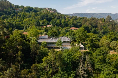 Moradia T4 para Venda em Ventosa e Cova