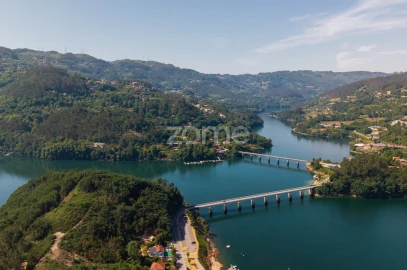 Moradia T4 para Venda em Ventosa e Cova