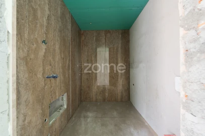 Moradia T4 para Venda em Ventosa e Cova