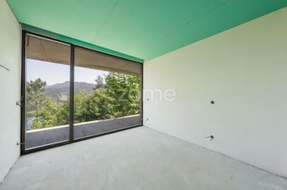 Moradia T4 para Venda em Ventosa e Cova