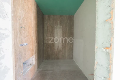 Moradia T4 para Venda em Ventosa e Cova