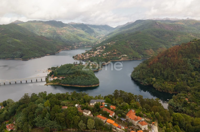 Moradia T4 para Venda em Ventosa e Cova Foto 12