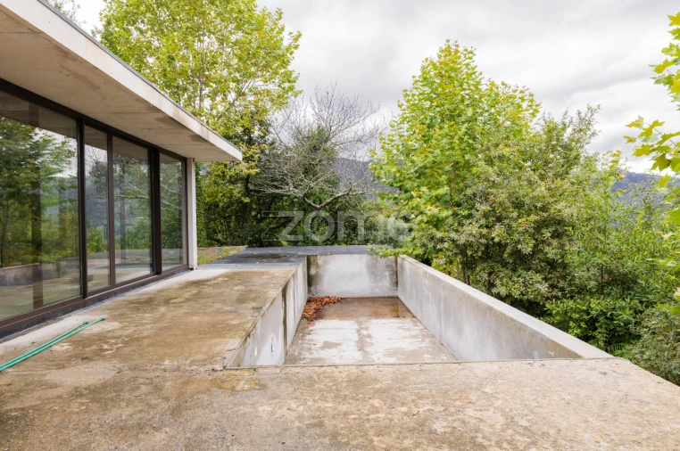 Moradia T4 para Venda em Ventosa e Cova Foto 7