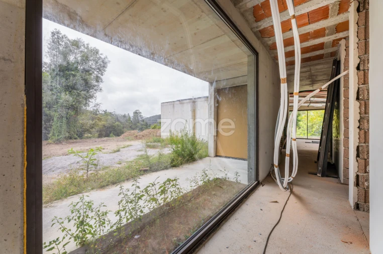 Moradia T4 para Venda em Ventosa e Cova Foto 29