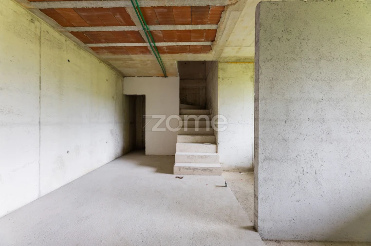 Moradia T4 para Venda em Ventosa e Cova Foto 27