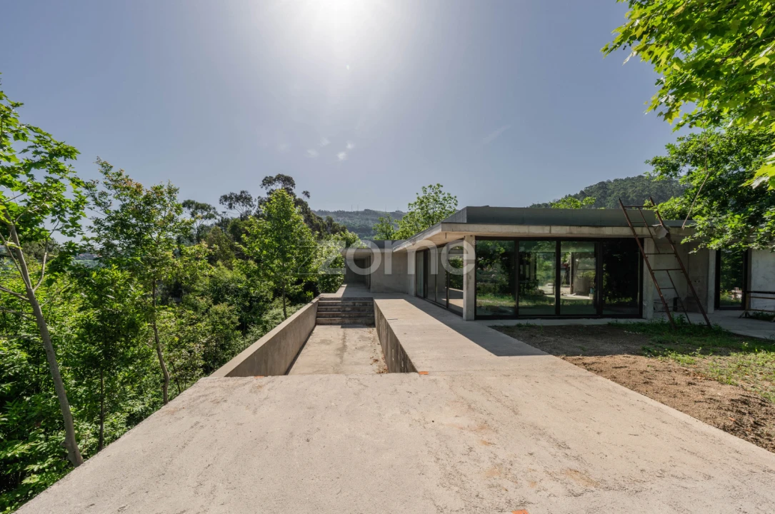Moradia T4 para Venda em Ventosa e Cova Foto 18