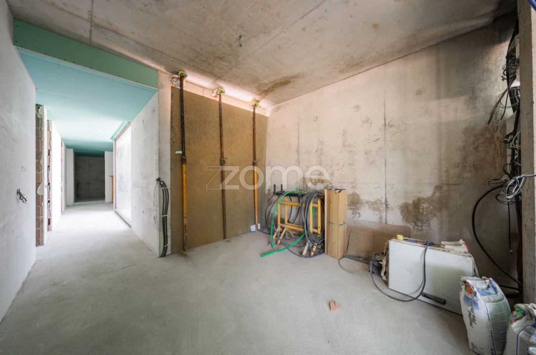 Moradia T4 para Venda em Ventosa e Cova Foto 67