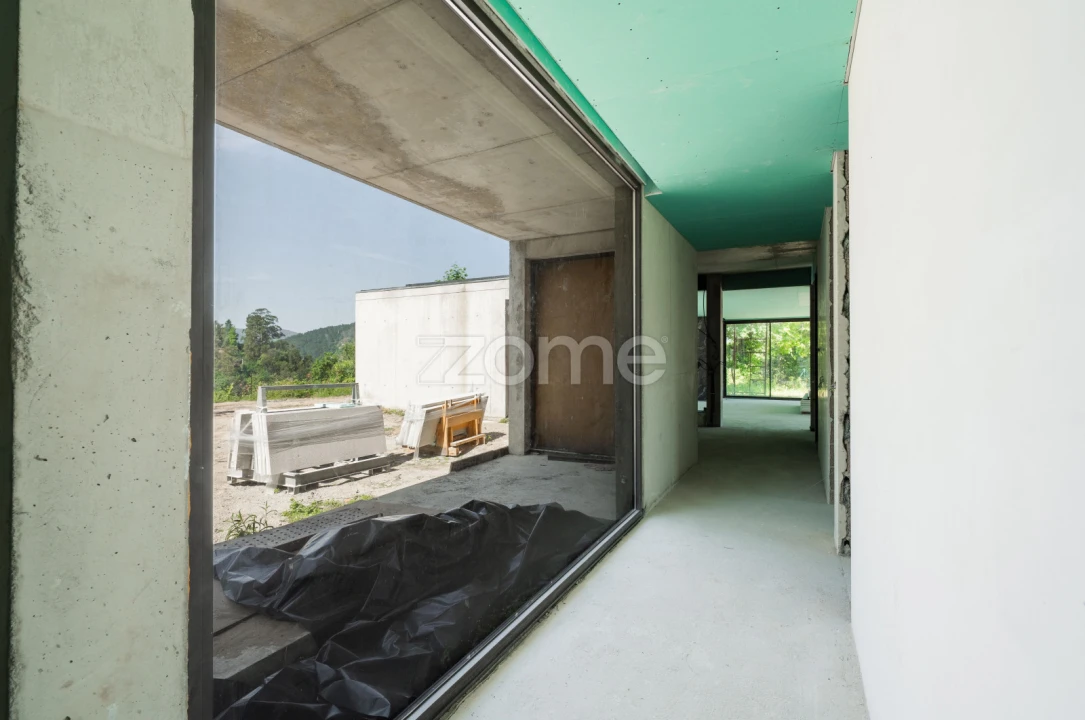 Moradia T4 para Venda em Ventosa e Cova Foto 72